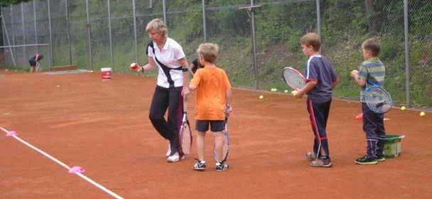Tennis-Kinder und -Jugend!